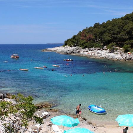 Apartments With A Parking Space Mali Losinj Luaran gambar