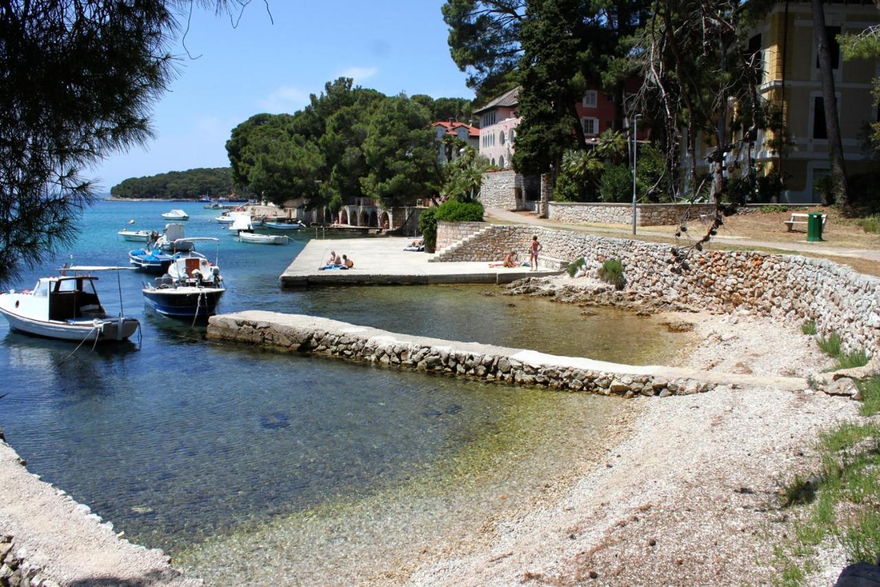 Apartments With A Parking Space Mali Losinj Luaran gambar
