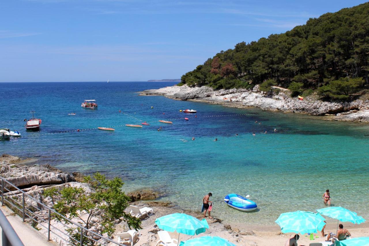 Apartments With A Parking Space Mali Losinj Luaran gambar